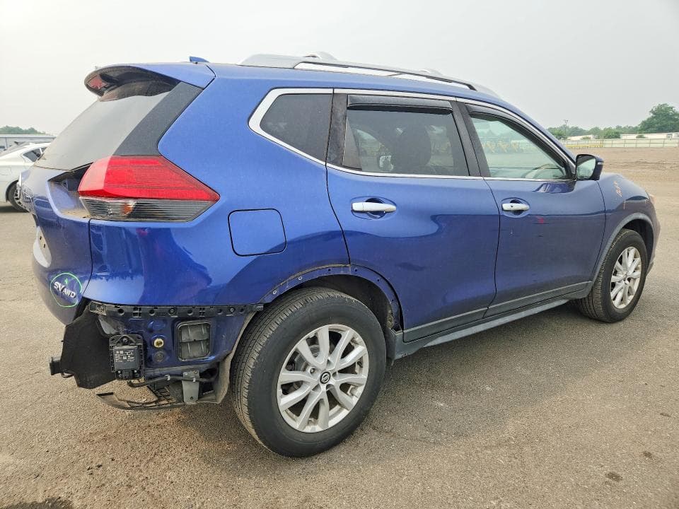 2017 NISSAN ROGUE SV 3