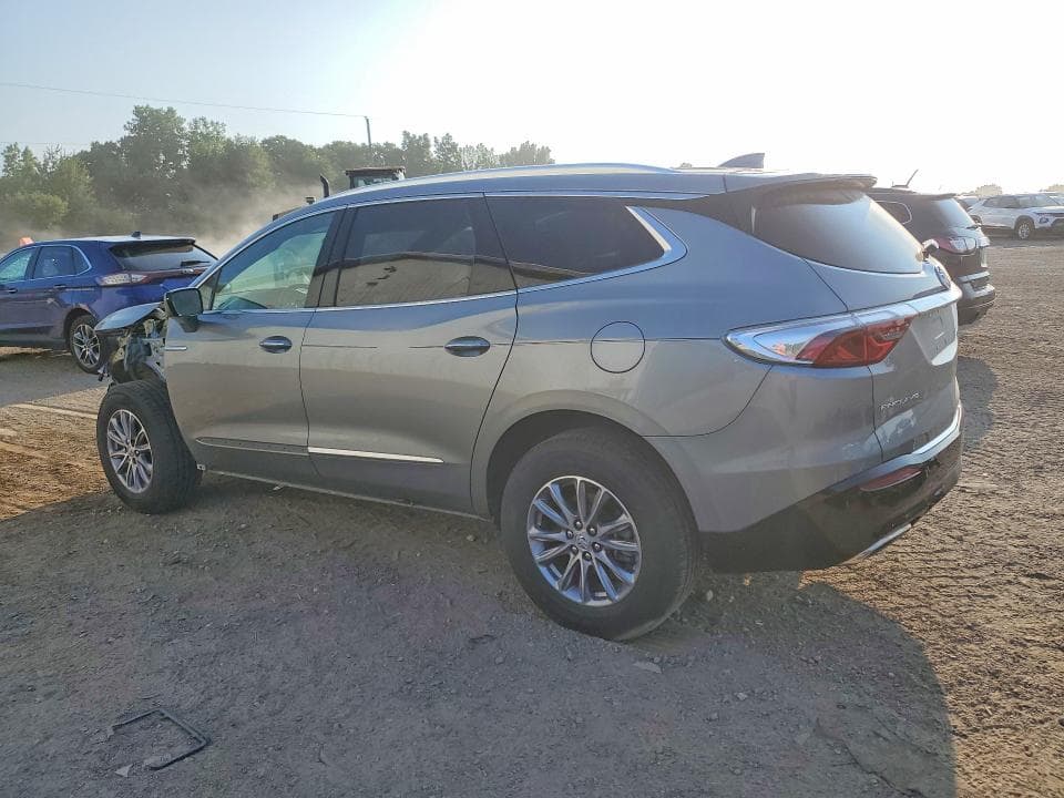 2024 BUICK ENCLAVE ESSENCE 2
