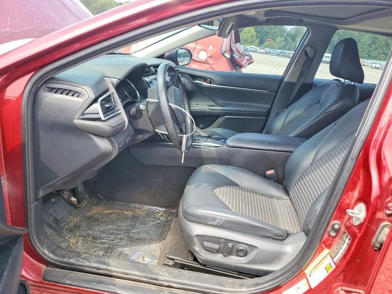 2018 TOYOTA CAMRY SE 7