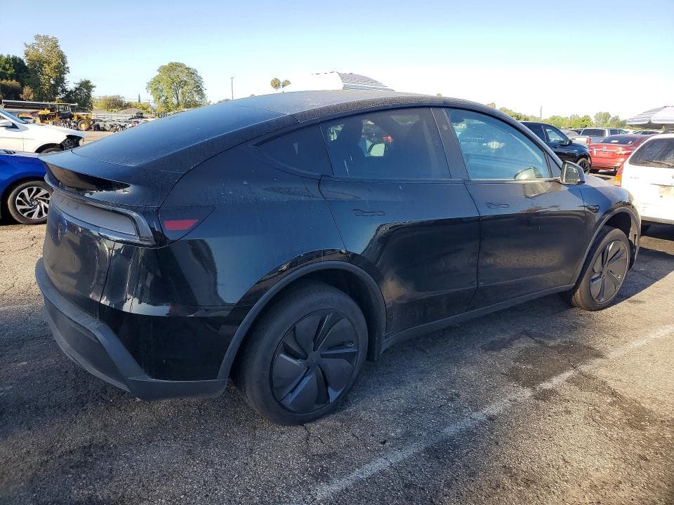 2026 TESLA MODEL Y 3