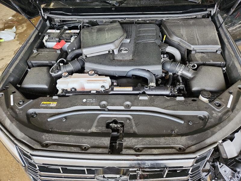 2025 LEXUS GX 550 OVERTRAIL 12
