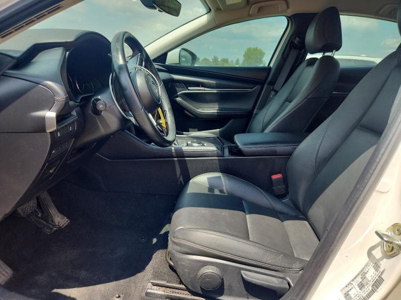 2022 MAZDA 3 SELECT 7