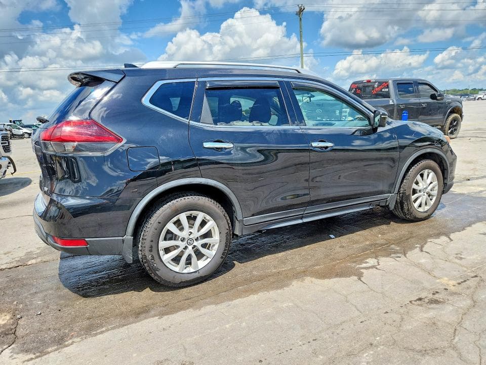 2018 NISSAN ROGUE SV 3