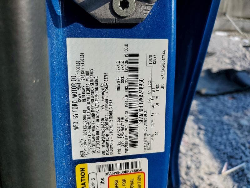 2019 FORD FUSION SE 12