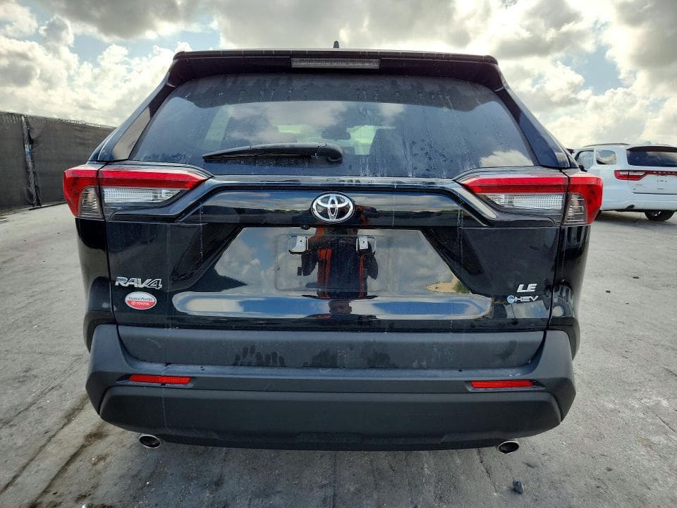 2025 TOYOTA RAV4 LE 6