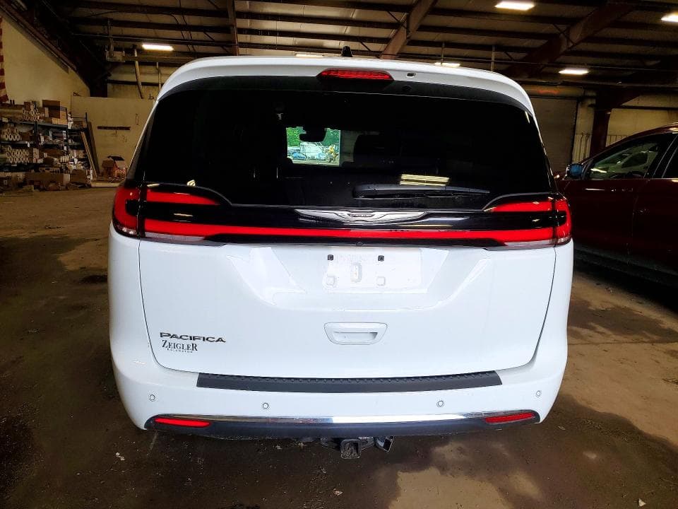 2024 CHRYSLER PACIFICA TOURING L 6