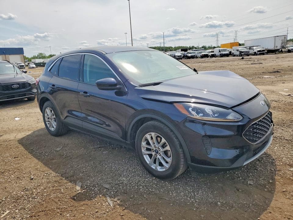 2021 FORD ESCAPE SE 4