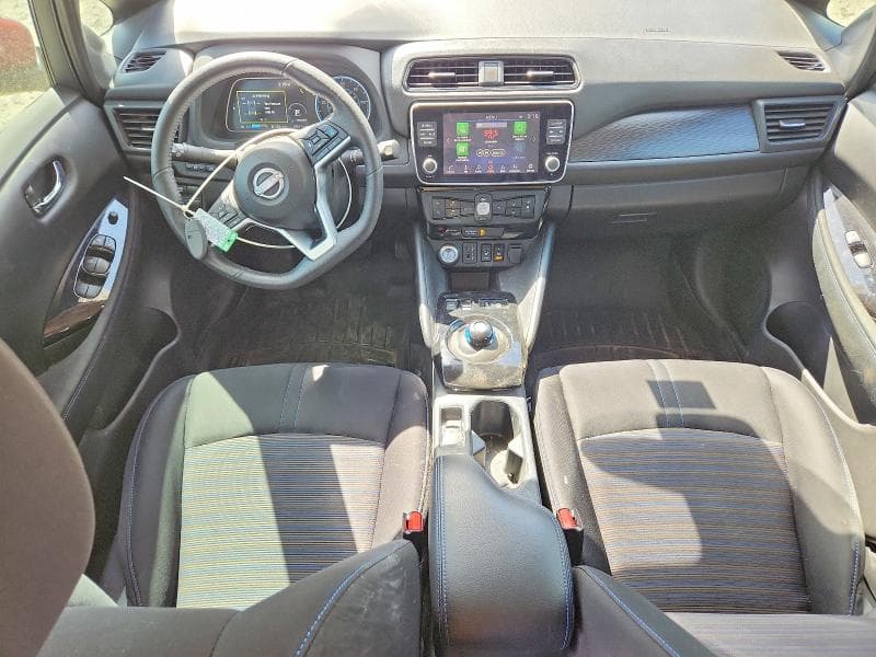 2025 NISSAN LEAF SV PLUS 8