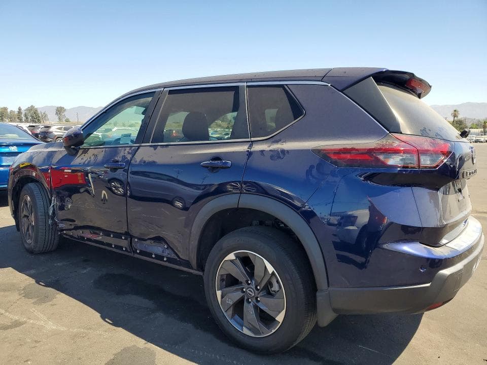 2024 NISSAN ROGUE SV 2