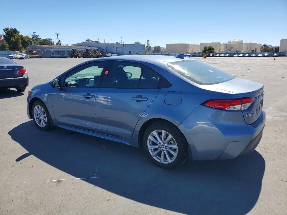 2023 TOYOTA COROLLA LE 2
