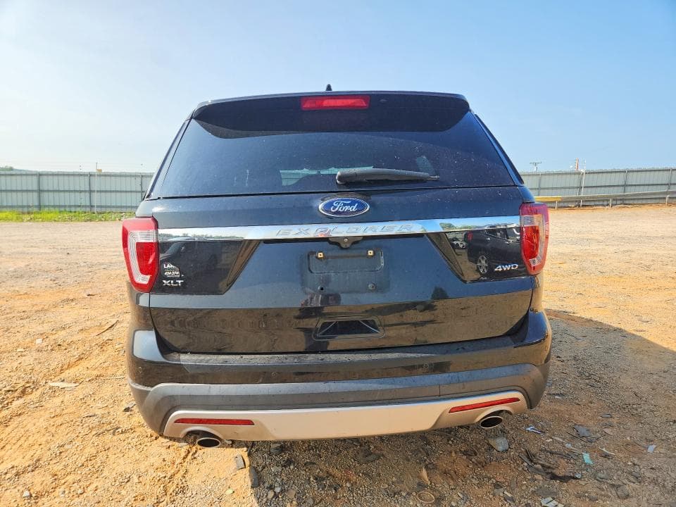 2017 FORD EXPLORER XLT 6