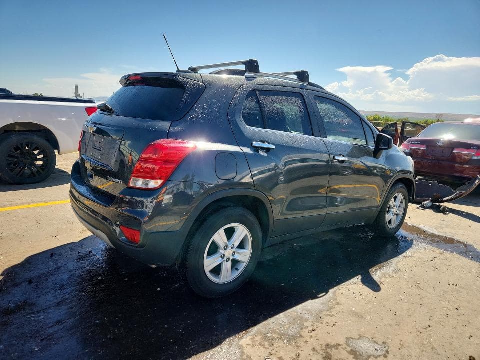 2017 CHEVROLET TRAX 1LT 3