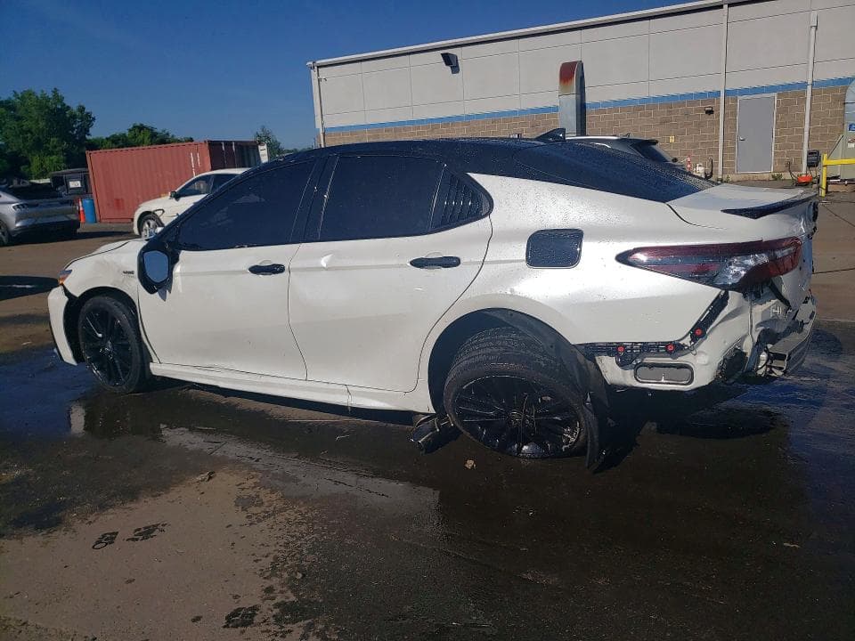 2021 TOYOTA CAMRY XSE 2