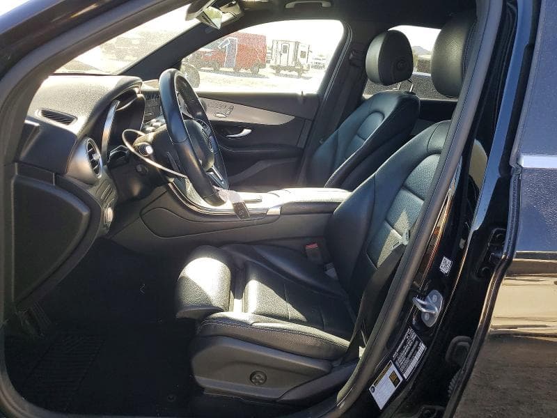 2021 MERCEDES-BENZ GLC 300 300 7