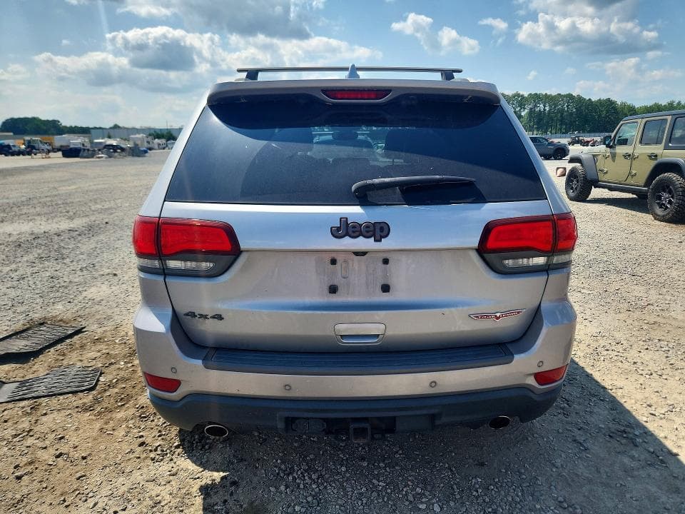 2017 JEEP GRAND CHEROKEE TRAILHAWK 6