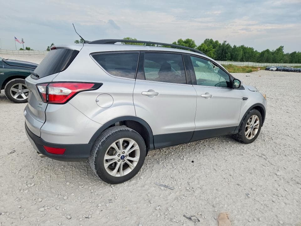 2018 FORD ESCAPE SE 3