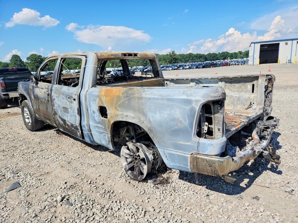 2019 RAM 1500 LARAMIE 2