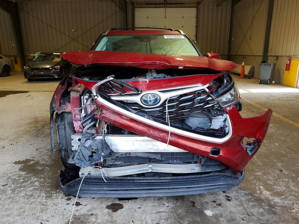 2020 TOYOTA HIGHLANDER HYBRID XLE 5