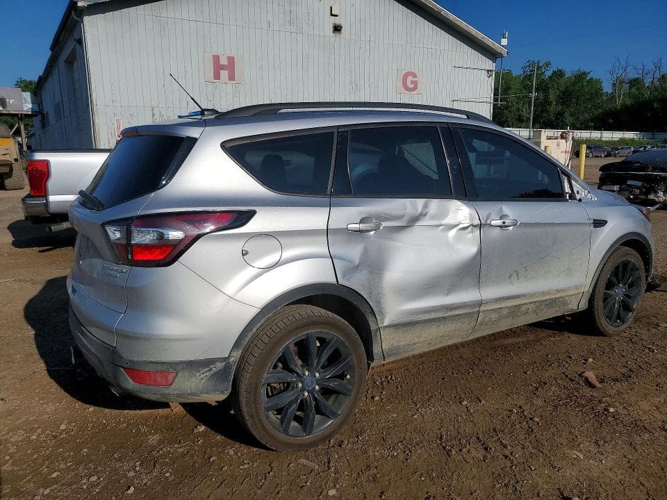2017 FORD ESCAPE TITANIUM 3