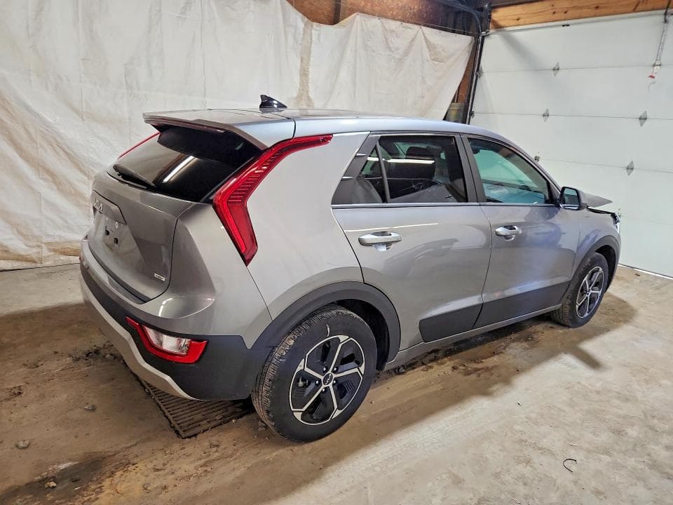 2025 KIA NIRO LX 3