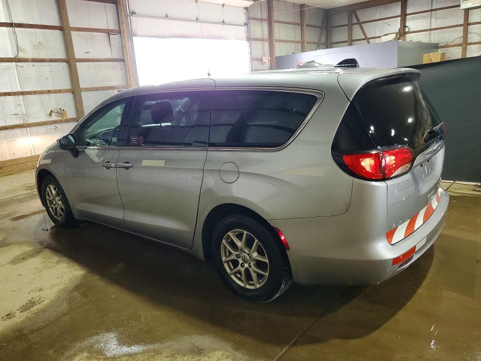 2021 CHRYSLER VOYAGER LX 2