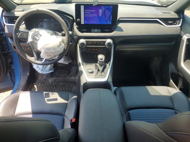 2024 TOYOTA RAV4 XSE 8