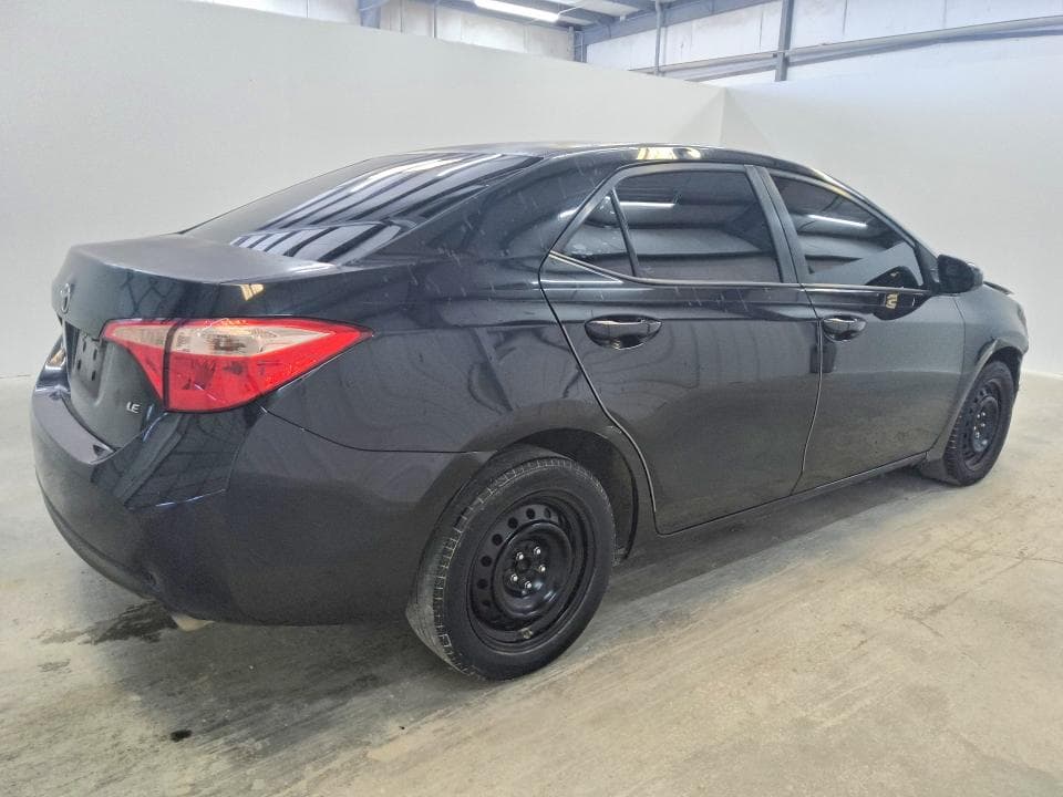 2019 TOYOTA COROLLA LE 3