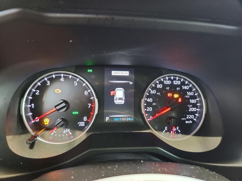 2021 TOYOTA RAV4 XLE 9