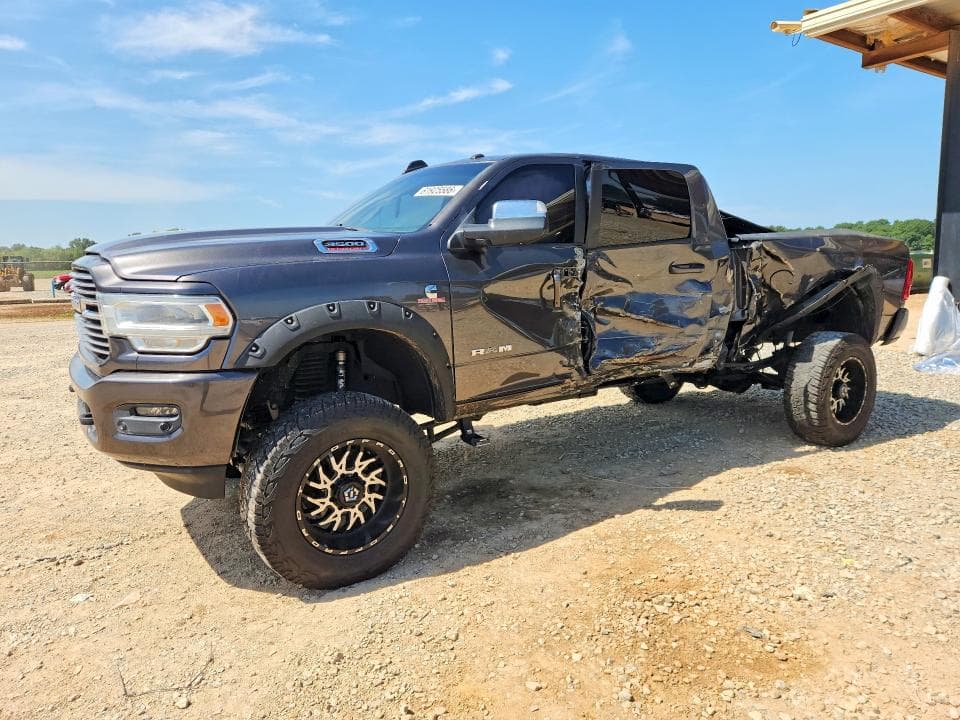 2019 RAM 3500 LARAMIE - 1