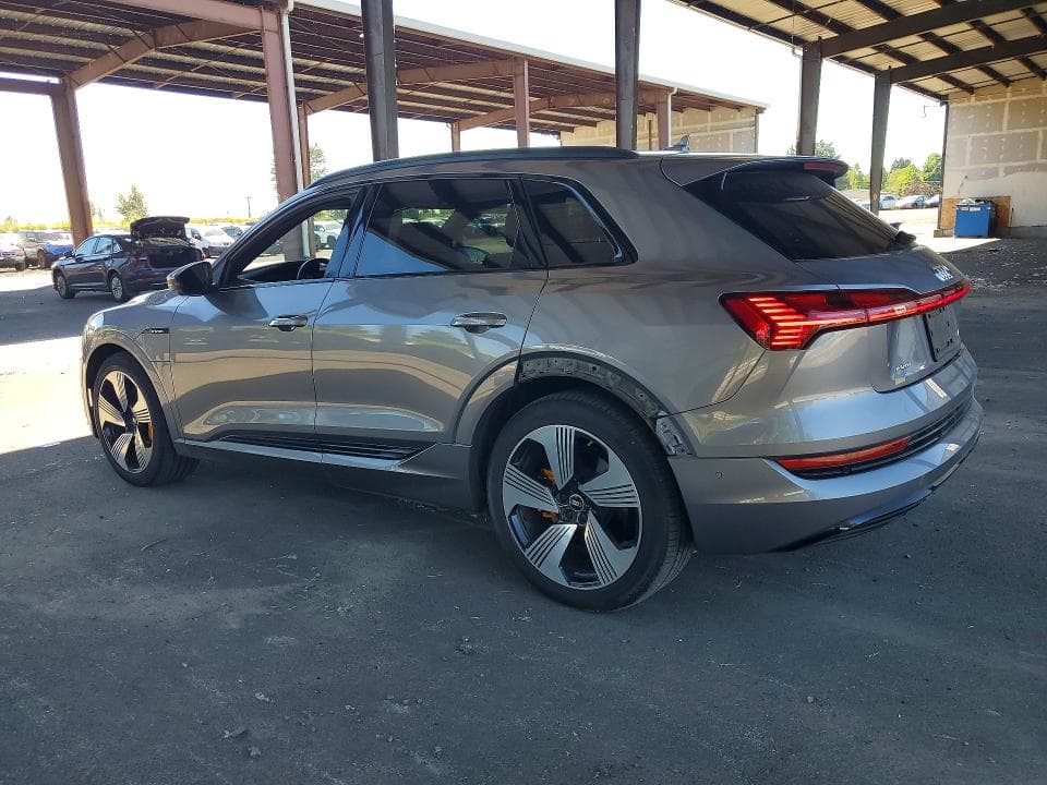 2023 AUDI E-TRON PREMIUM PLUS 2