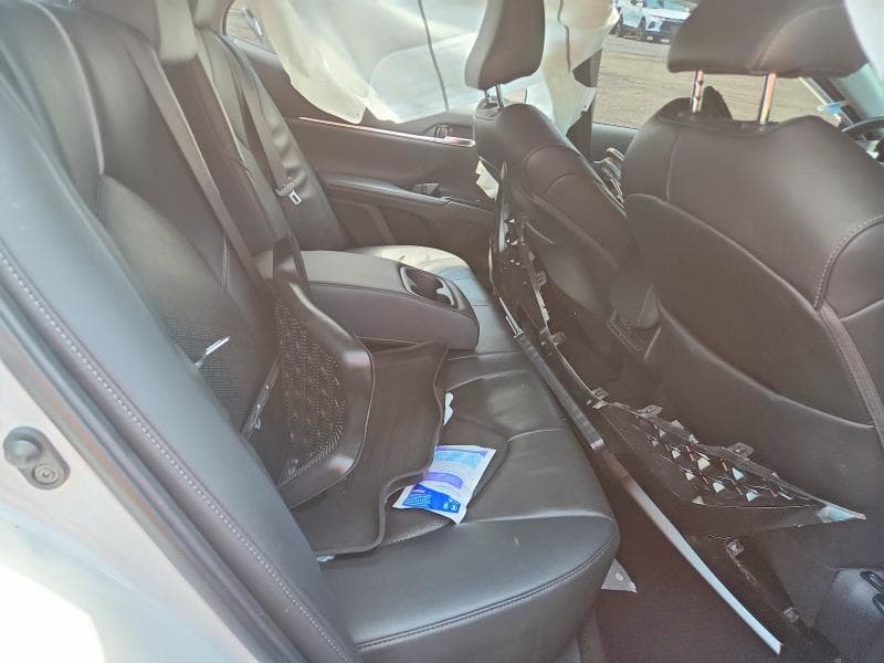 2019 TOYOTA CAMRY XSE 10
