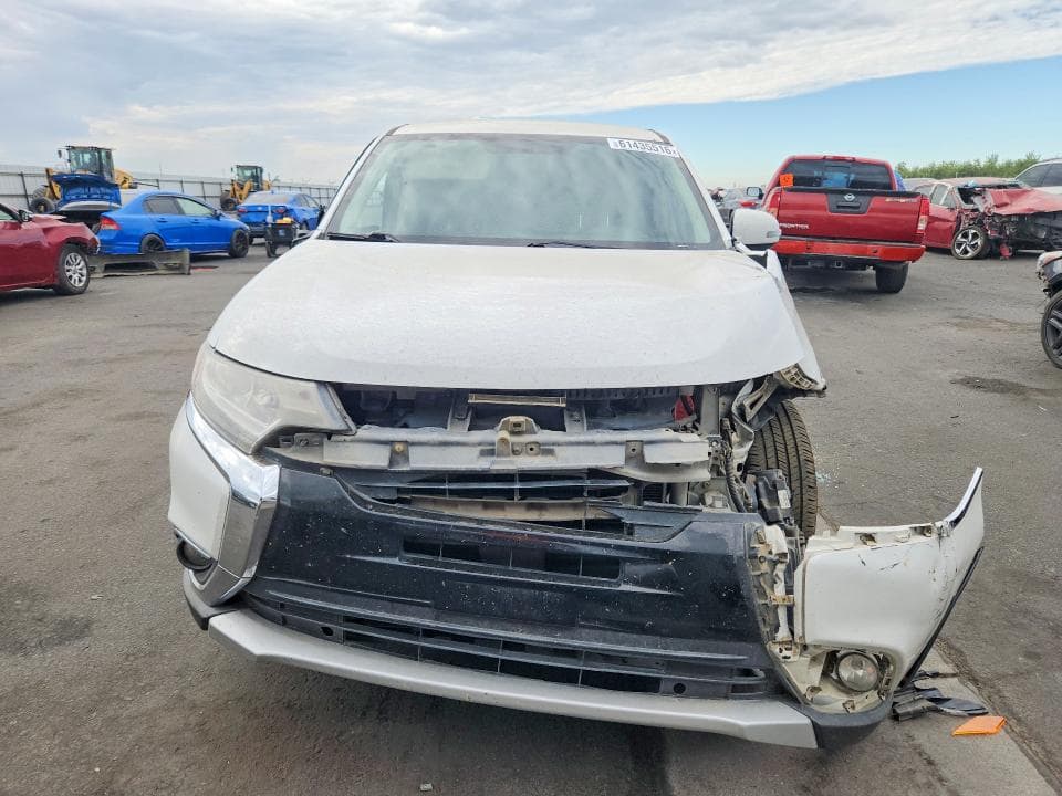 2017 MITSUBISHI OUTLANDER SE/SEL 5
