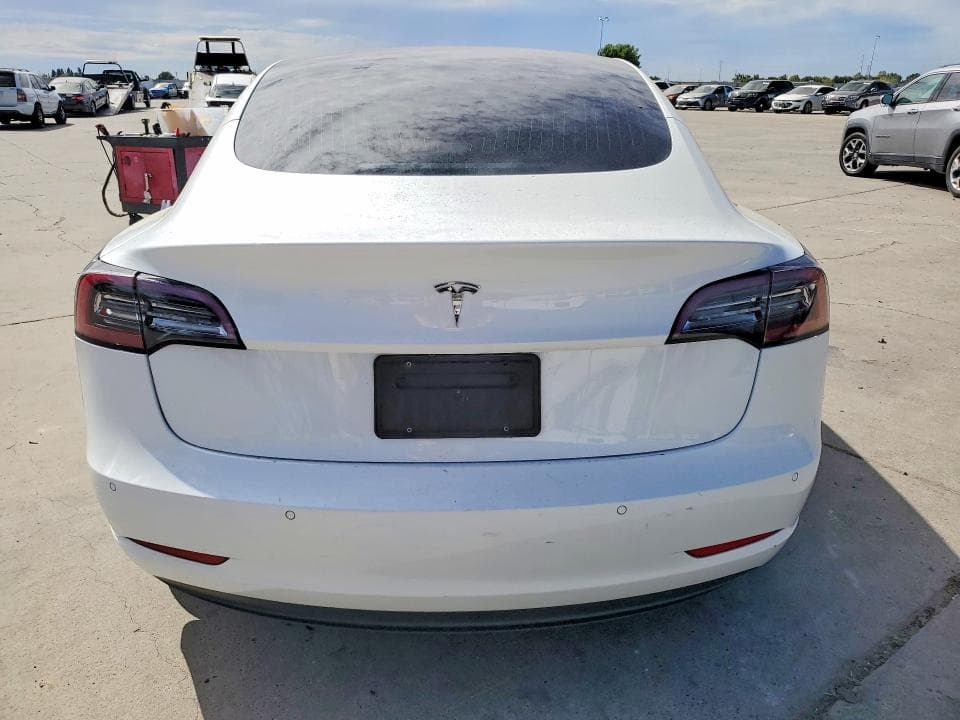 2019 TESLA MODEL 3 6
