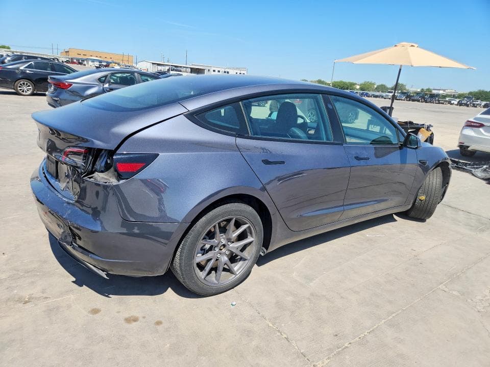2023 TESLA MODEL 3 3