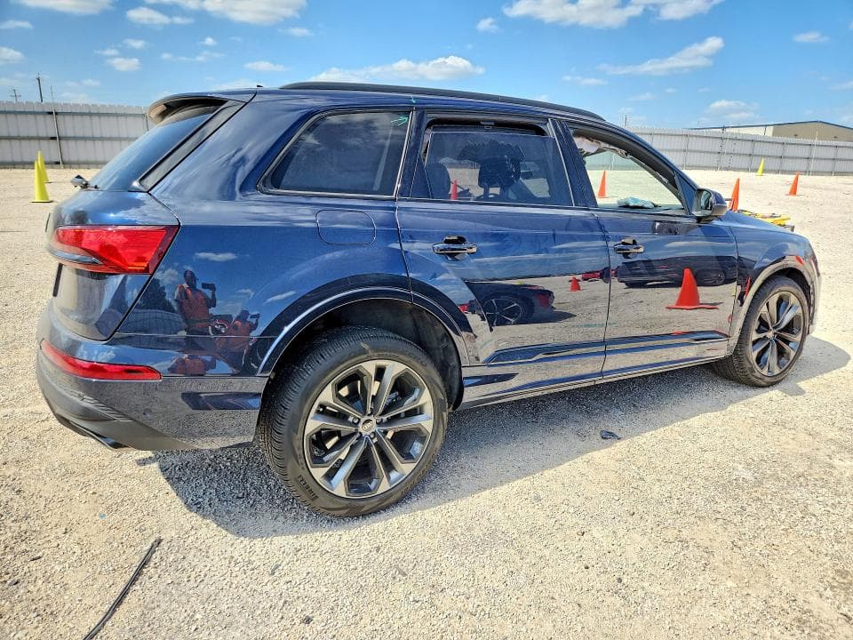 2025 AUDI Q7 PREMIUM PLUS 3
