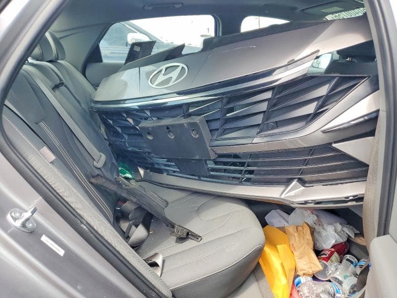 2025 HYUNDAI ELANTRA SEL 10