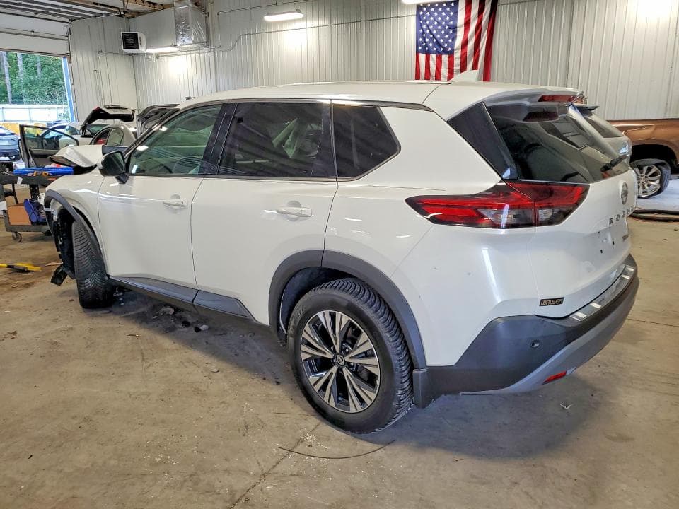 2021 NISSAN ROGUE SV 2