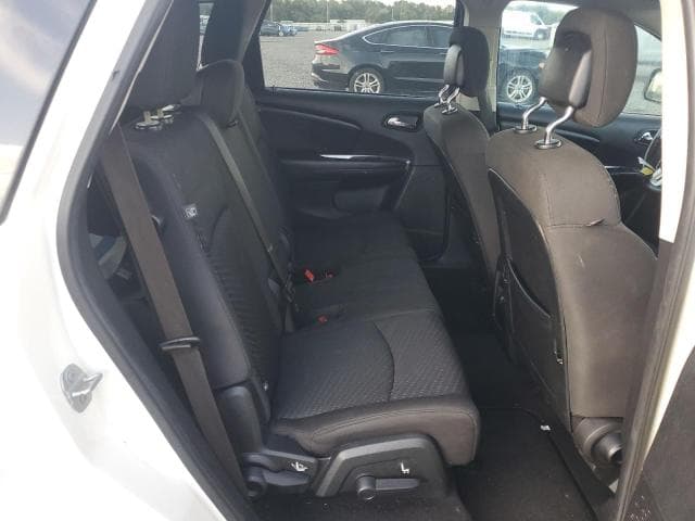 2019 DODGE JOURNEY SE 11