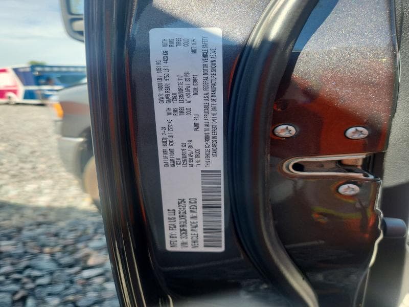 2024 RAM 3500 TRADESMAN 13