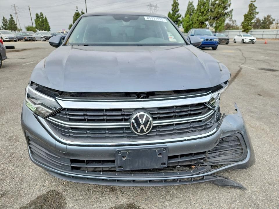 2023 VOLKSWAGEN JETTA SE 5