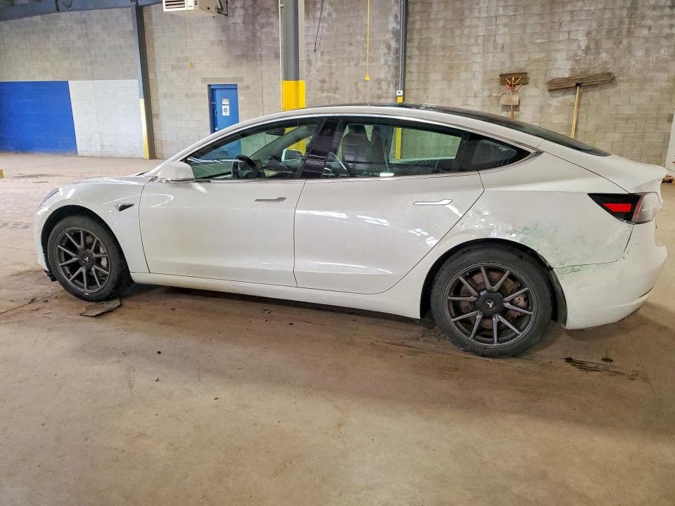 2020 TESLA MODEL 3 2