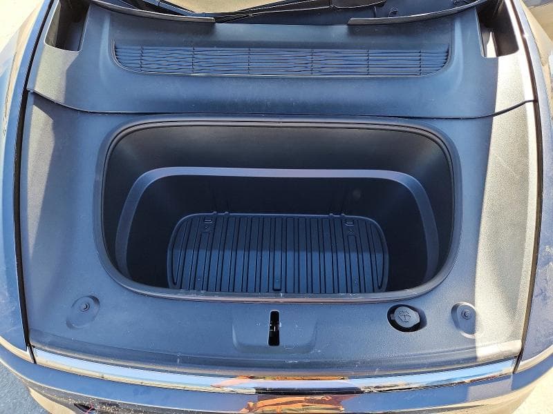 2026 TESLA MODEL Y 11