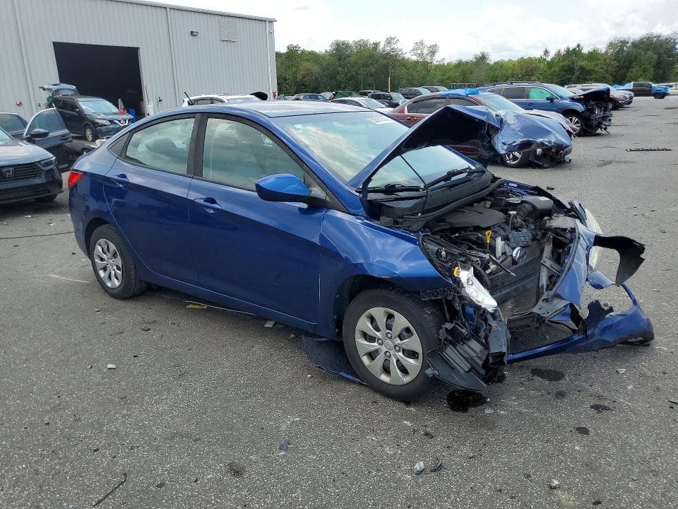 2017 HYUNDAI ACCENT SE 4