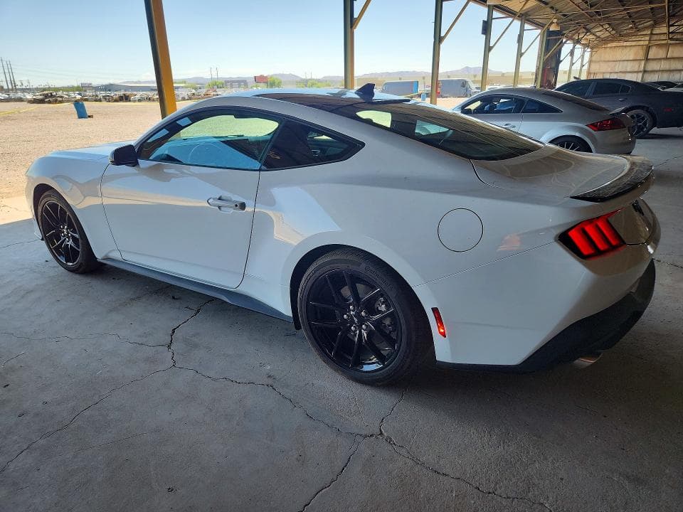 2025 FORD MUSTANG 2