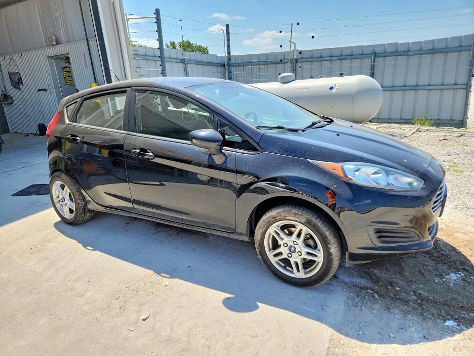 2019 FORD FIESTA SE 4