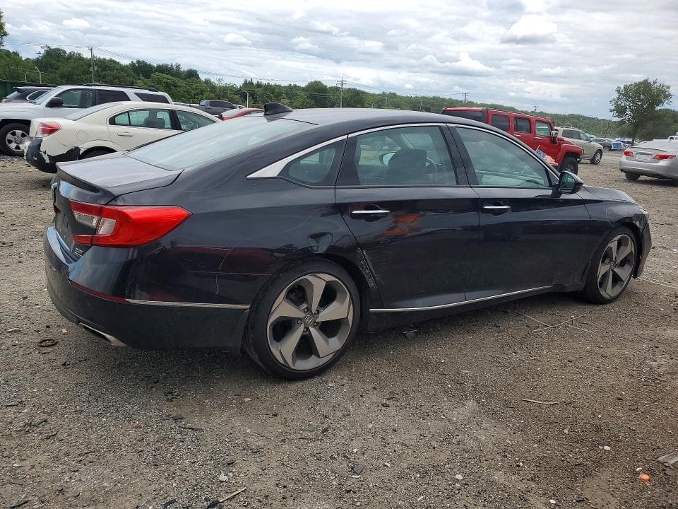 2018 HONDA ACCORD TOURING 3