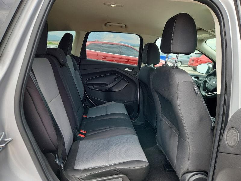 2017 FORD ESCAPE SE 11