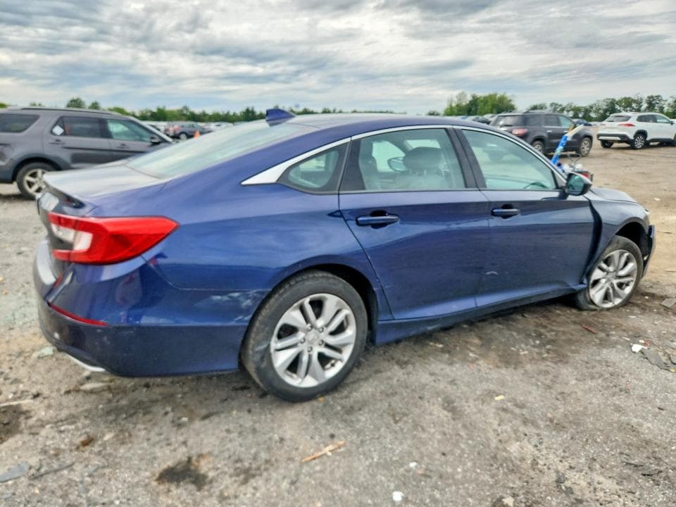 2019 HONDA ACCORD LX 3