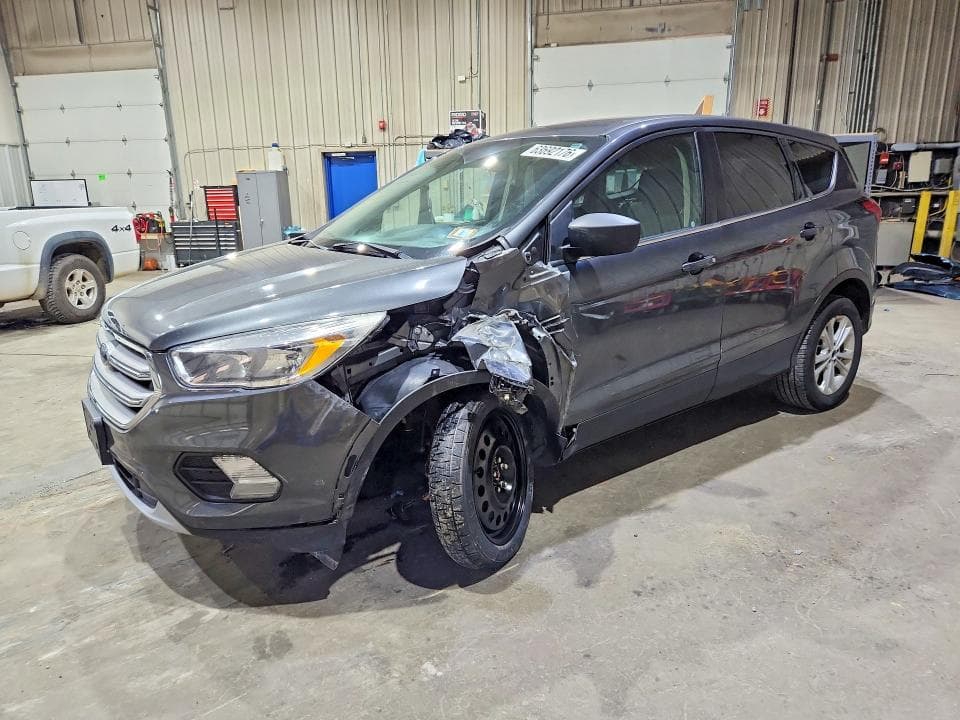 2019 FORD ESCAPE SE - 1