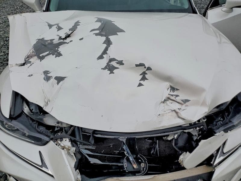 2017 LEXUS IS 300 11
